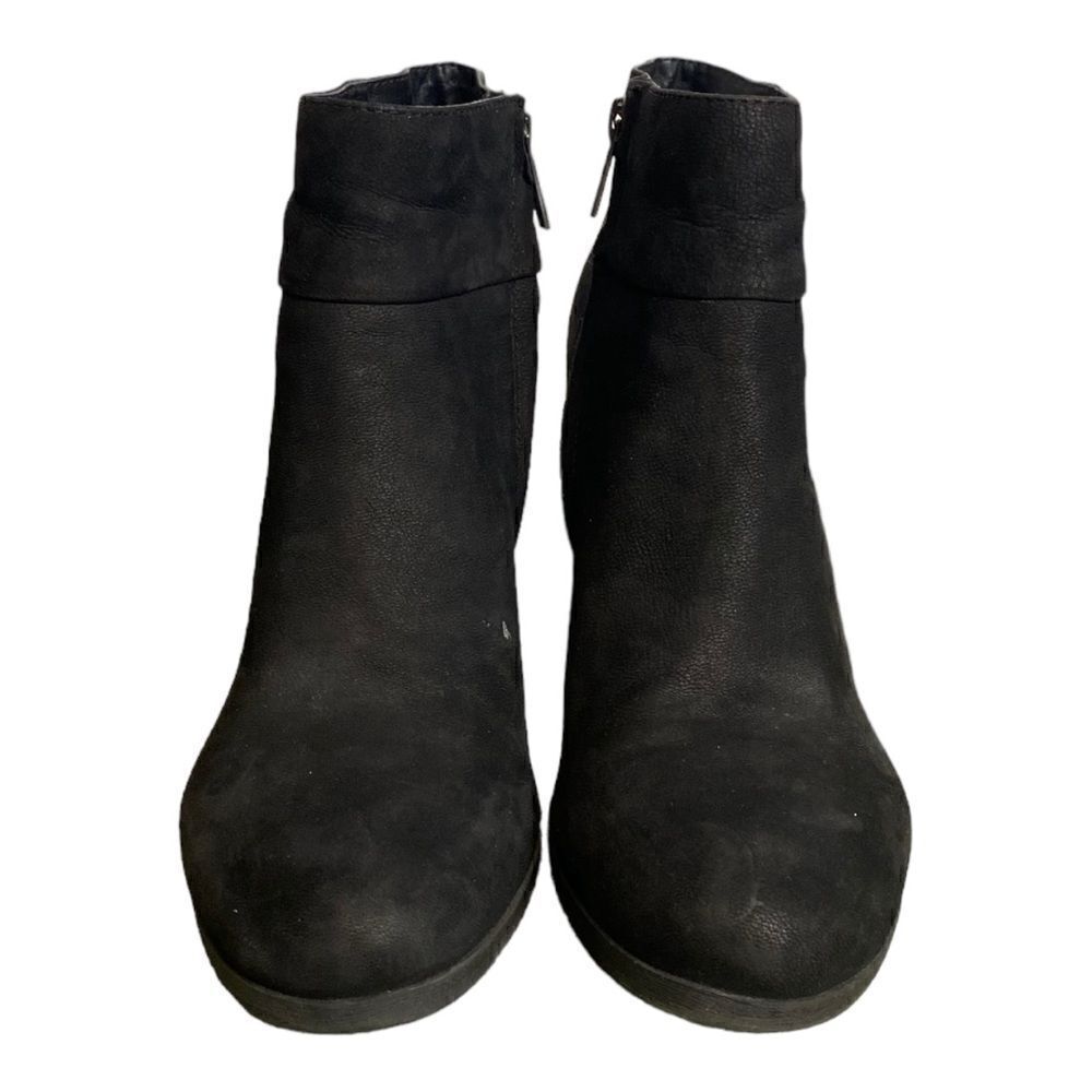 #97 REACTION BY KENNETH COLE Black Suede Booties